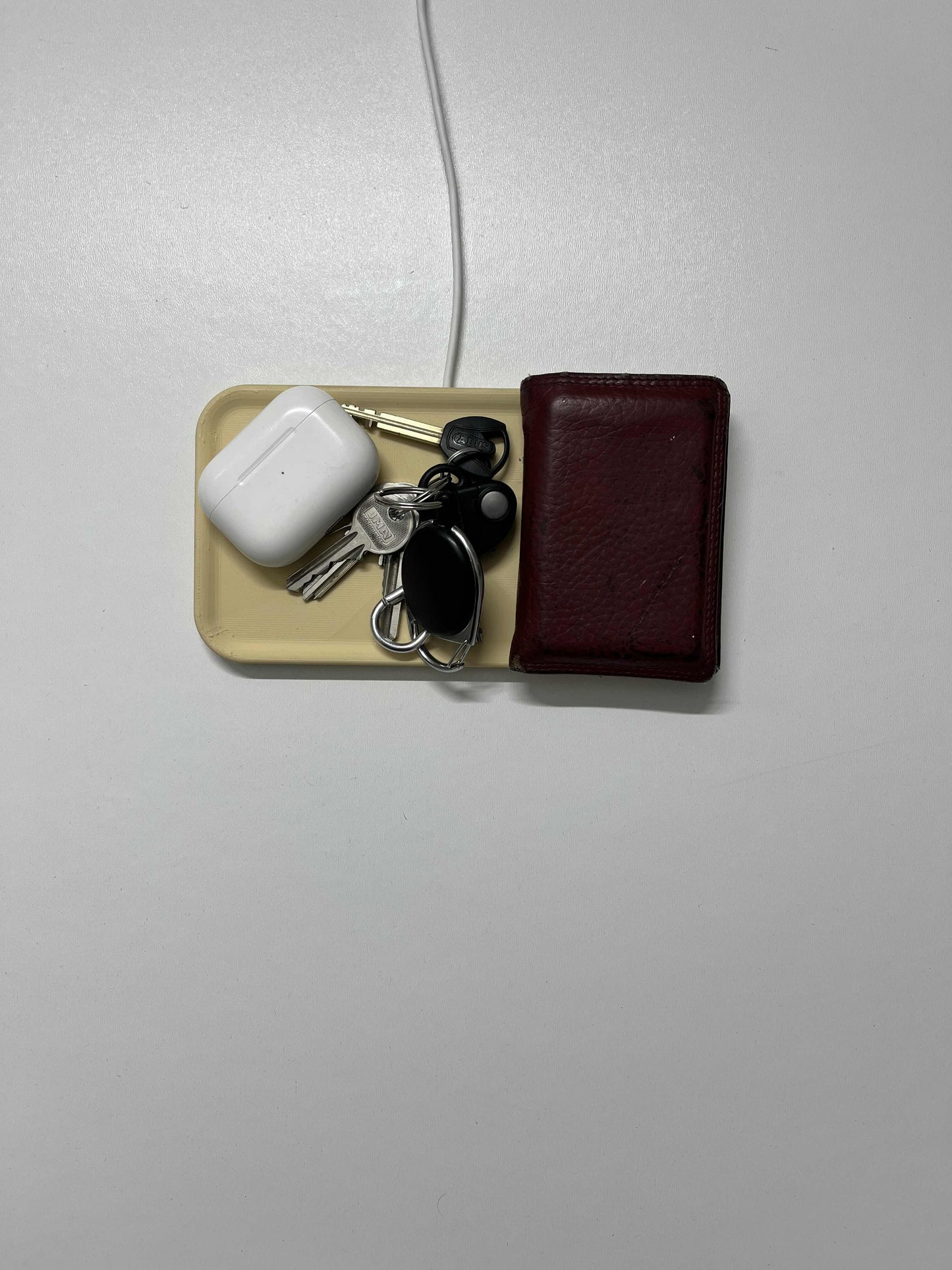 Support minimaliste avec wireless charging