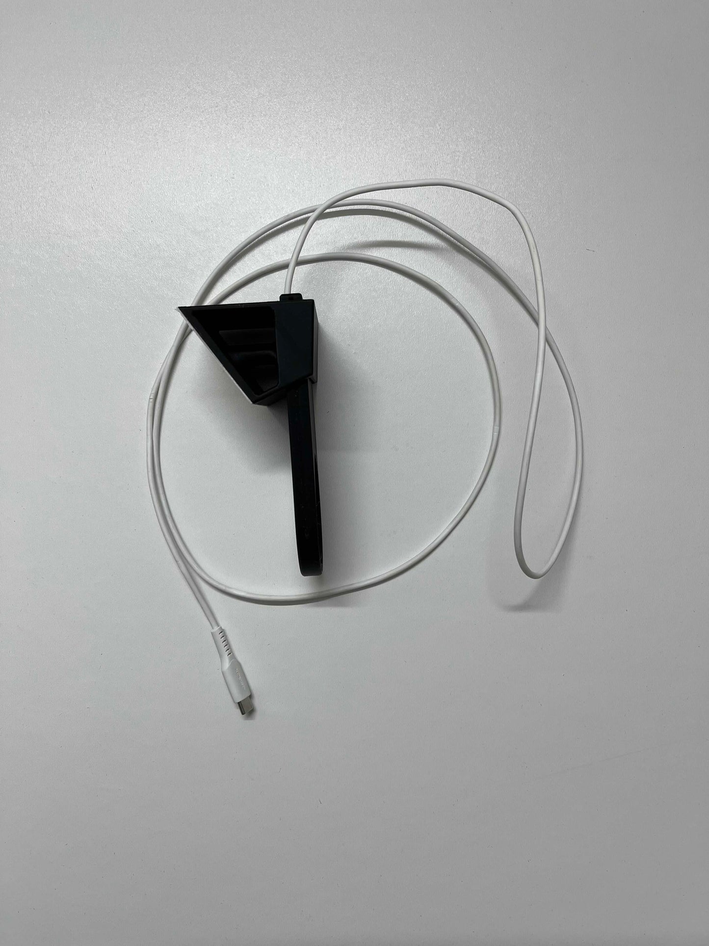 Chargeur à induction flottant