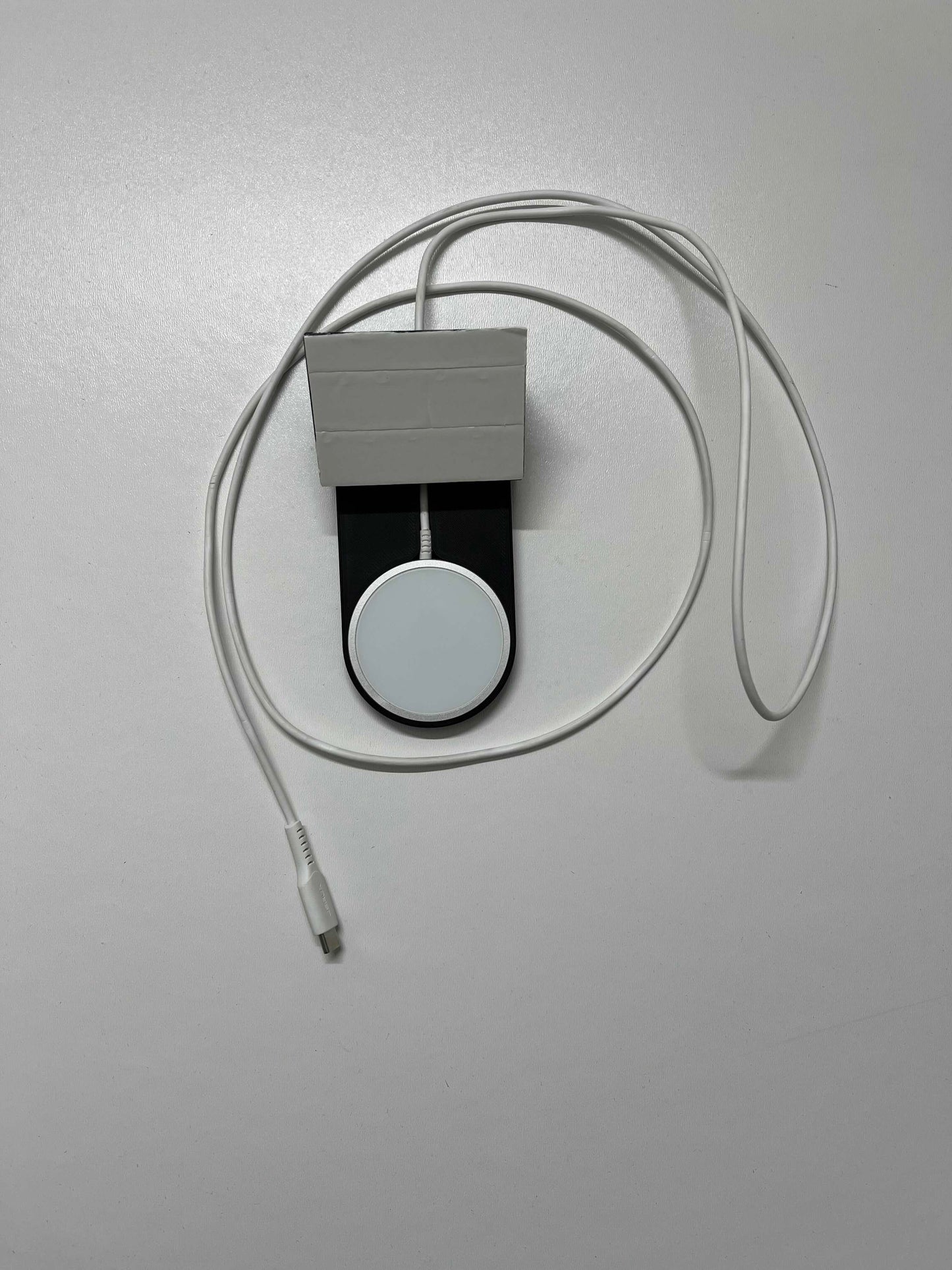 Chargeur à induction flottant
