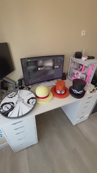 Table basse aimantée Luffy, Ace & Sabo — One Piece